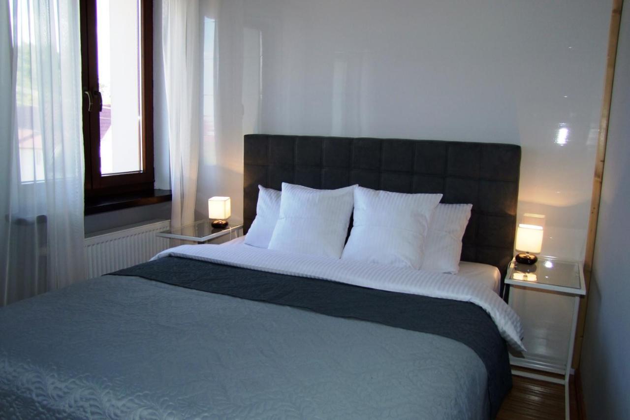 Mazurski Zakatek-Apartamenty Mikołajki Exterior foto